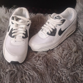 NIKE AIRMAX 90 UUED VALGED JALATSID