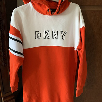 Платье dKNY