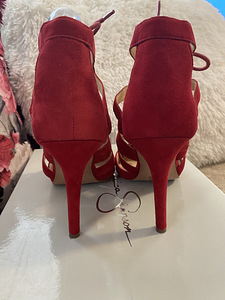 Jessica Simpson Red Suede Lace-up heels, size 37 (6 фото из 7)