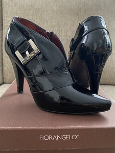 Fiorangelo lakknahast kingad/ poolsaapad size 37 (1 foto / 3)