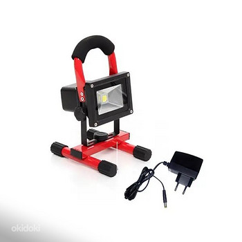 Kaasaskantav LED akuprozektor 20W.