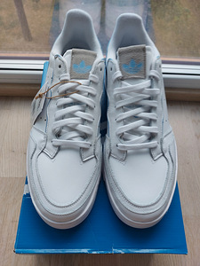 Uued Tossud ADIDAS (EU 44.5) (3 foto / 5)