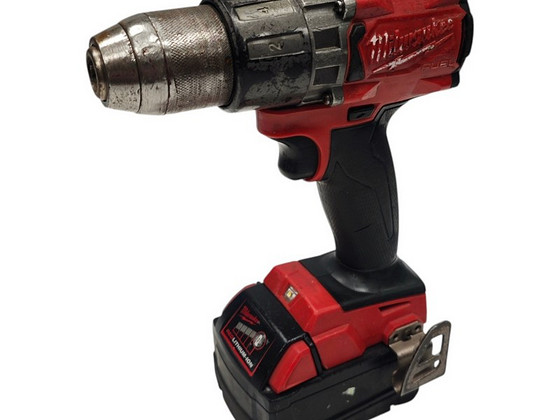 Дрель-шуруповерт Milwaukee M18 FUEL FDD2 + аку 5.0Ач