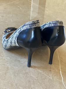Guess kingad suurus 40 (5 foto / 6)