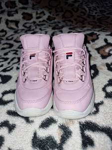 Fila (3 foto / 3)