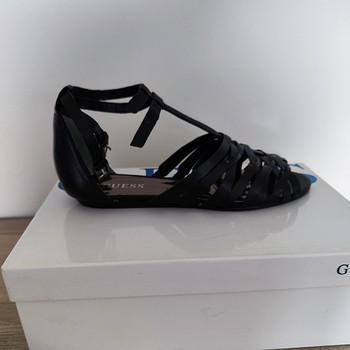 Обувь Guess размер 39