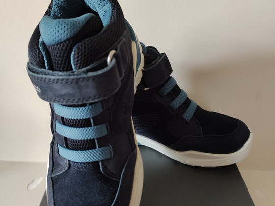 Ecco 28