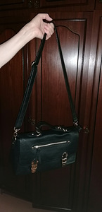 Nahast naiste käekott / Women's bag (2 foto / 2)