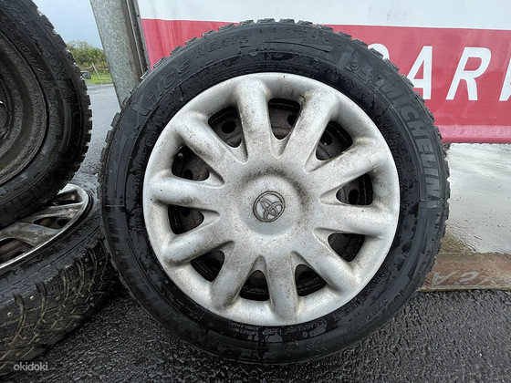 Зимняя шипованная резина на дисках 185/65 R15