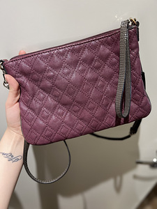 Сумка guess (3 фото из 3)