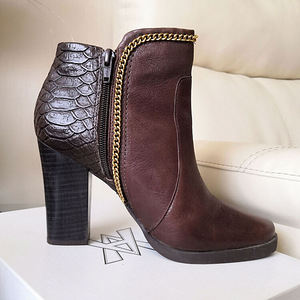 Nahast poolsaaapd kontsaga / Leather boots Nr 37 (1 foto / 4)