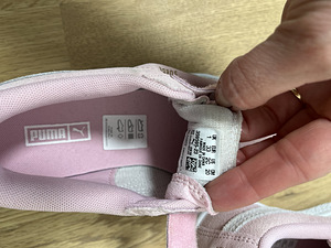 Кроссовки Puma, размер 33 (2 фото из 4)