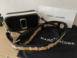 Marc Jacobs (1 foto no 10)