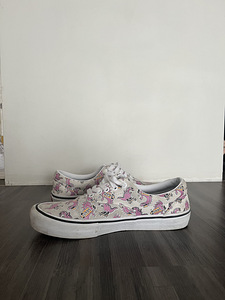 Vans UltraCush Pro White Pink Skater Dinosaur (1 foto / 3)
