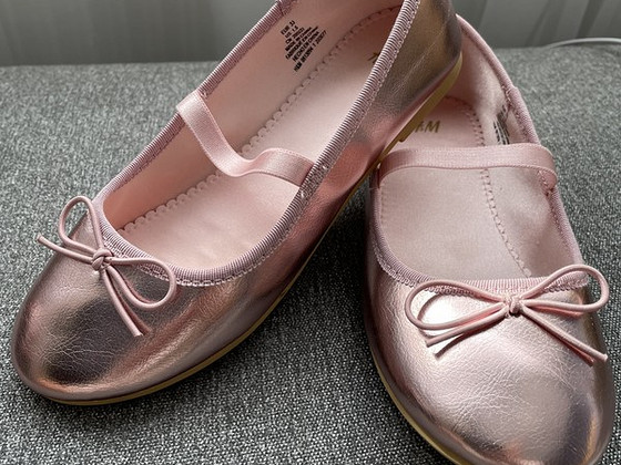 H&M baleriinad nr.33( (stp.21)