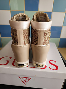 Uued Guess S/K jalatsid. S.39 (2 foto / 3)