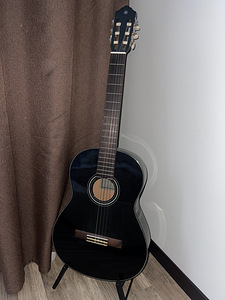 YAMAHA C40 (1 фото из 2)