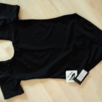 Must balleti trikoo, suurus 160