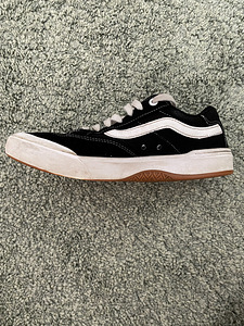 Повседневная обувь Vans (5 фото из 7)
