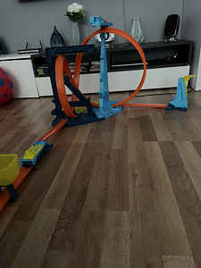 Hotwheels (2 фото из 2)