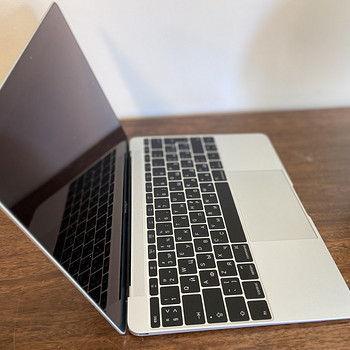 MacBook (Retina 12, 08.10.2015) 8 ГБ, 512 SSD, SLVR