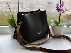Guess сумки (6 фото из 10)