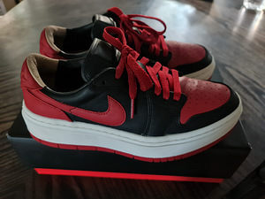 Кроссовки Nike jordan 40 (2 фото из 9)