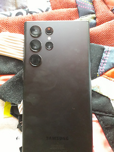 Samsung S22 Ultra (1 фото из 3)