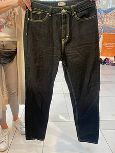 Topshop mustad teksad,w32/L32, momjeans (1 foto / 3)