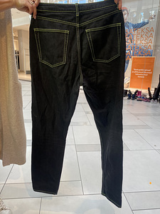 Topshop mustad teksad,w32/L32, momjeans (2 foto / 3)
