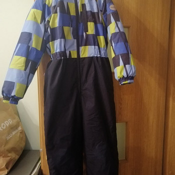 Продам зимний комбез huppa 134