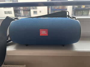 JBL XTREME originaal + charger (1 foto / 1)