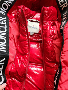 Куртка Moncler (Replica) (5 фото из 6)
