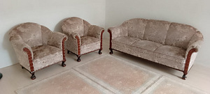 Chippendale stilis diivan + kaks tugitoolid. (1 foto / 5)