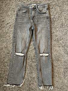 Джинсы Zara (2 фото из 5)
