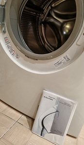 Pesumasin Electrolux (4 foto / 4)