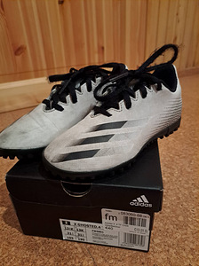 Adidas kunstmuru ja sisejalats, s 31 1/2 (1 foto / 3)