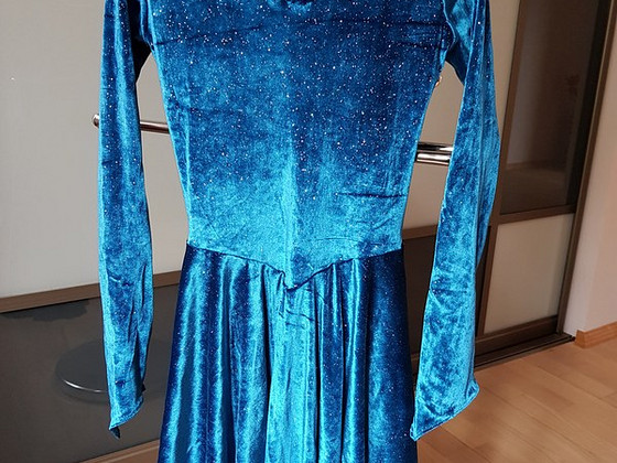 Kleita sporta deju nodarbībām