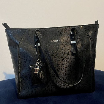 Сумка Guess