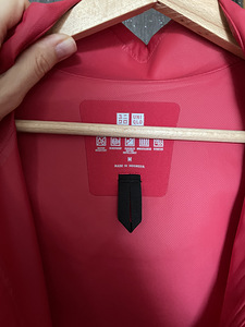 Дождевик UNIQLO / vihmamantel UNIQLO (4 фото из 6)