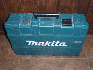 Перфоратор Makita HR4011C, 1100 Вт (2 фото из 5)