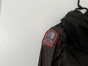 Parajumpers (4 foto / 4)