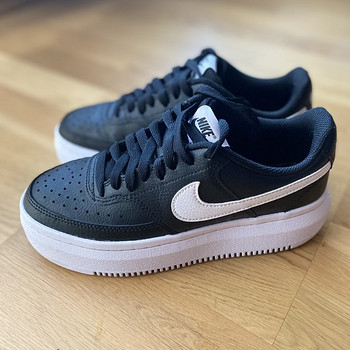 В продаже женские кроссовки Nike Court Vision Alta, размер 39