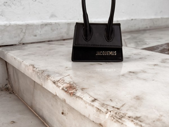 Jacquemus mikrokott
