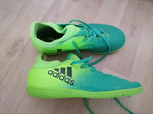 Adidas puutsad s. 32 (1 foto / 3)