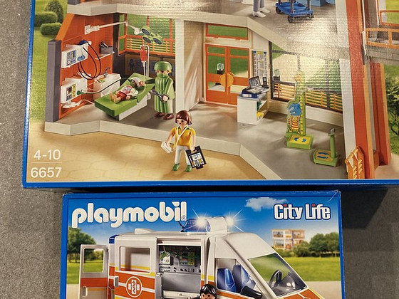 Playmobil детская больница и скорая помощь