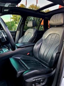 BMW X5 F15 M-Pakett Comfort panoraam B&O 3.0 190kw 2015a (7 foto / 15)