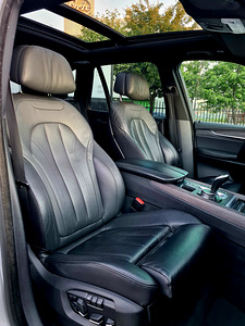 BMW X5 F15 M-Pakett Comfort panoraam B&O 3.0 190kw 2015a (8 foto / 15)