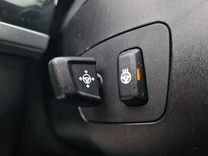 BMW X5 F15 M-Pakett Comfort panoraam B&O 3.0 190kw 2015a (12 foto / 15)