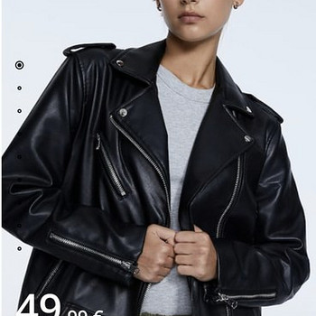 Продам новую куртку Stradivarius размера S.